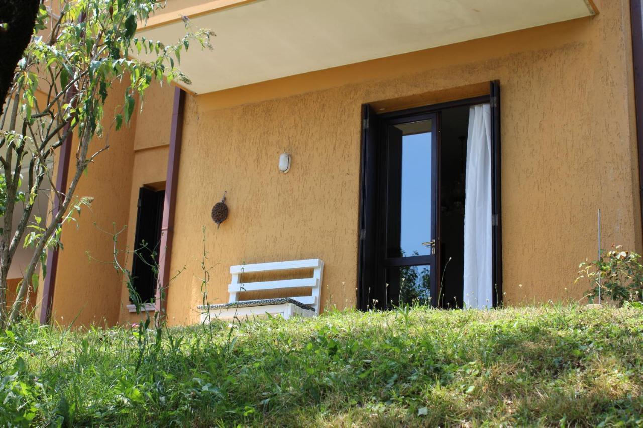 B&B Drusilla Garden Сойано-дель-Лаго Экстерьер фото